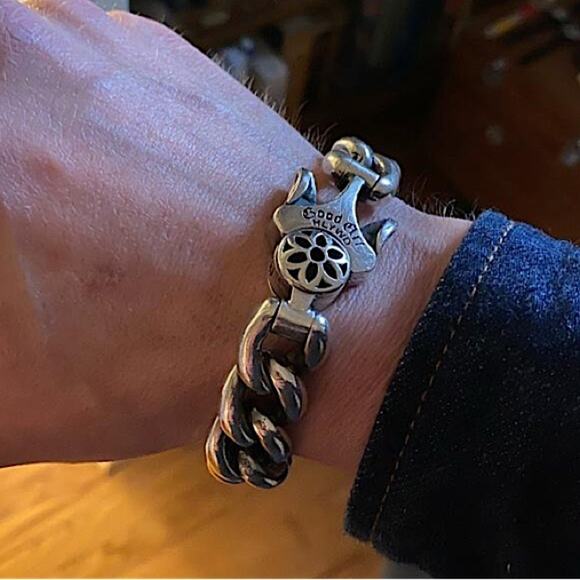 Stainless Steel Cuban Chain Link Bracelet - Picture 13 of 15